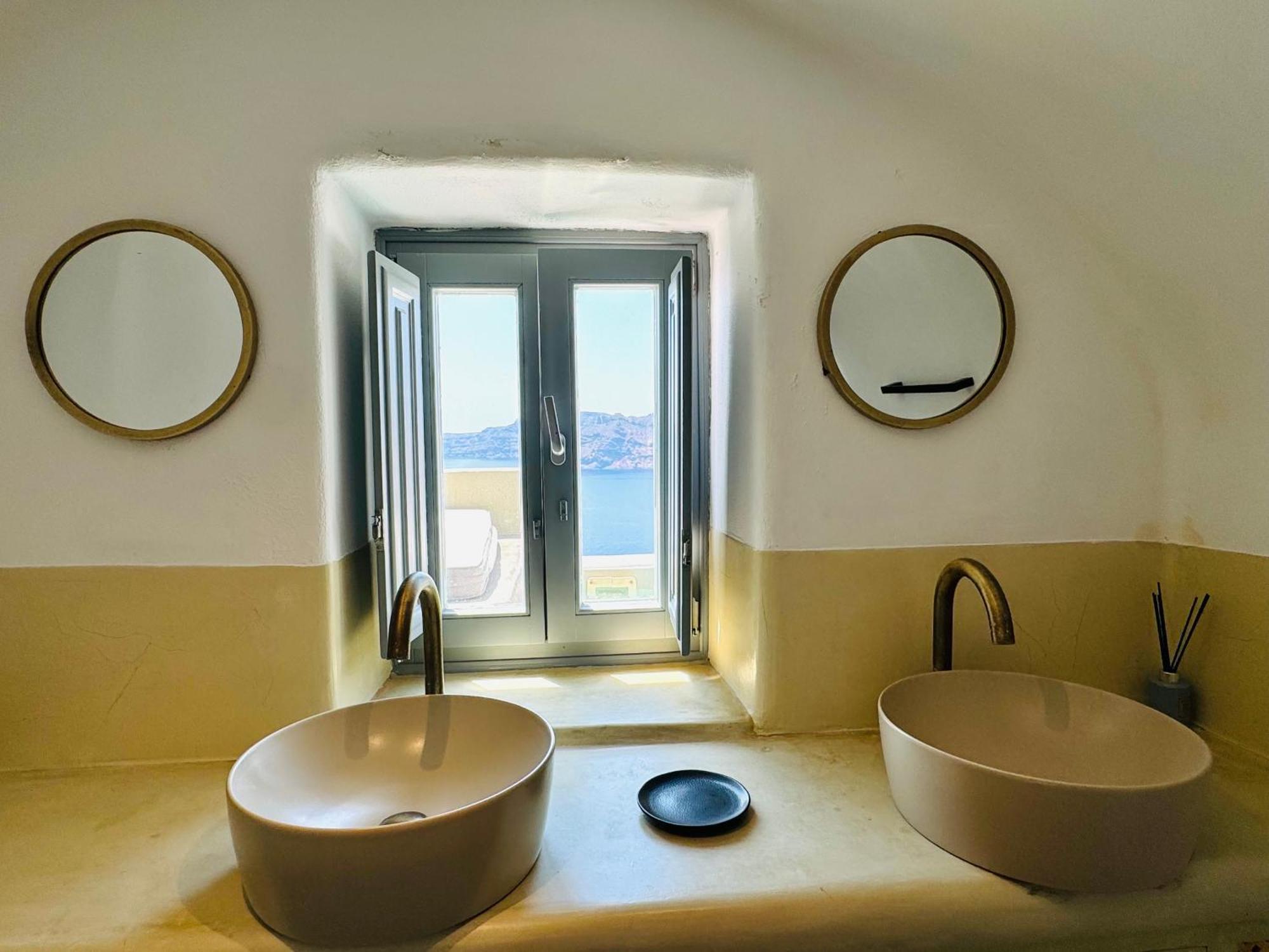Santoroia Luxury Suites By Caldera Houses Exterior foto